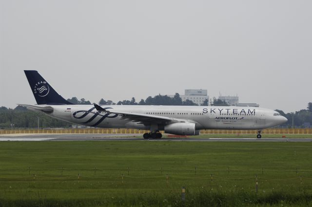 Airbus A330-300 (VQ-BOD) - Departure at Narita Intl Airport Rwy16R on 2013/07/10 "Sky Team c/s"