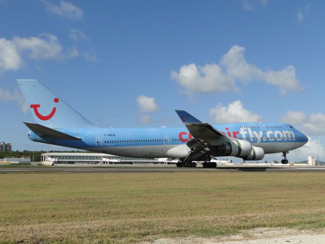 Boeing 747-400 (F-HKIS)