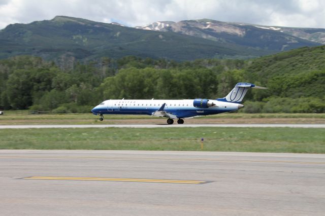 Canadair Regional Jet CRJ-700 (N730SK)