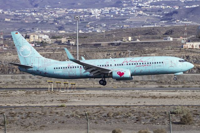 Boeing 737-800 (D-ASXO)