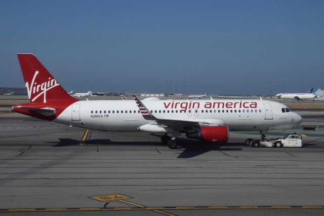 Airbus A320 (N286VA)