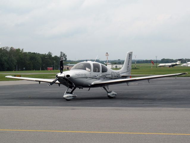 Cirrus SR-22 (N763SR) - A very nice Cirrus.