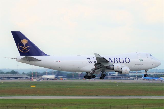 Boeing 747-400 (TC-MCT)