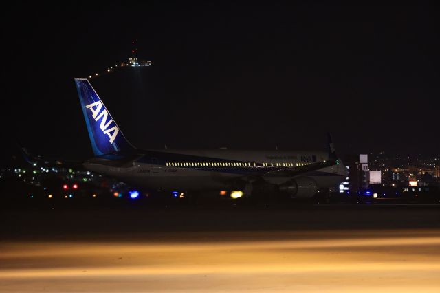 BOEING 767-300 (JA627A) - November 24th 2020:HND-HKD.