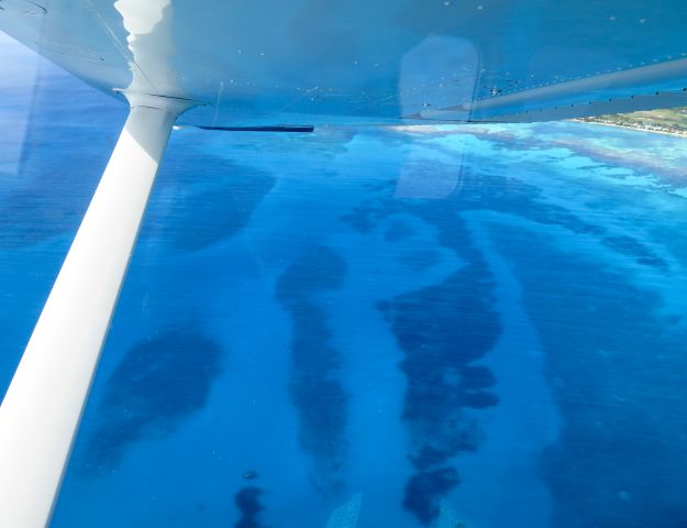 Cessna Skylane (N1967X) - Right turn after take-off at St François, Guadeloupe (FWI)