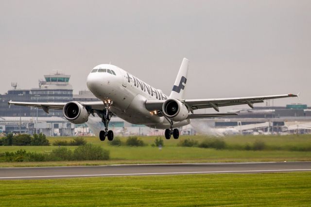 Airbus A319 (OH-LVC) - FIN1362 returning to Helsinki, a change from the usual E190.