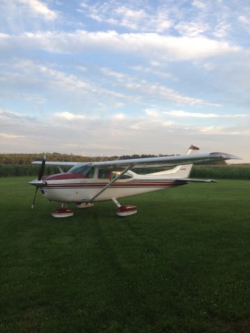 Cessna Skylane (N3246E)