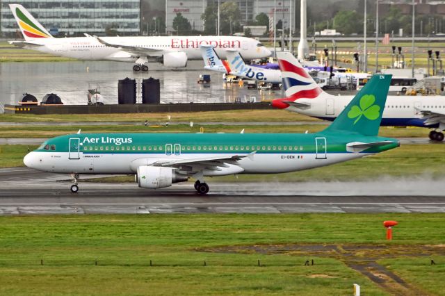 Airbus A320 (EI-DEN)