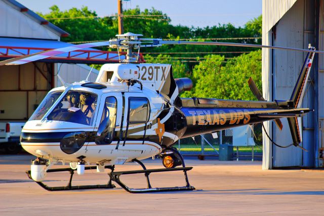 Eurocopter AS-350 AStar (N329TX)