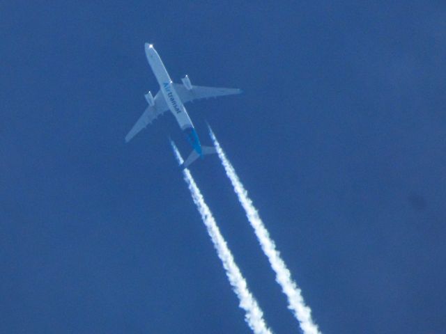 Airbus A330-300 (C-GUBT) - Vue sur une plage en Vendée le vol Rome - Toronto altitude 11 200 m