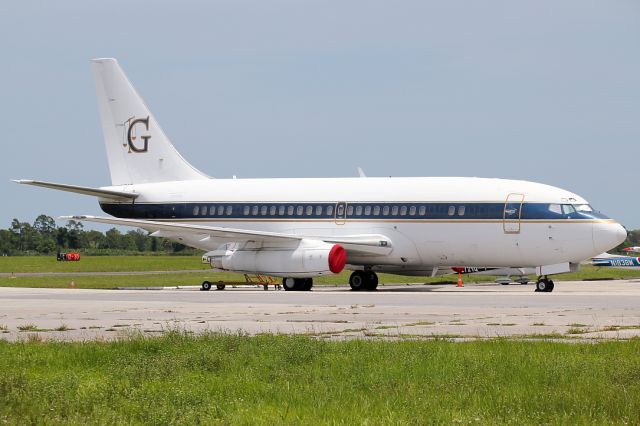 Boeing 737-200 (N902WG) - Attorney Willie Garys personal jet "Wings of Justice"