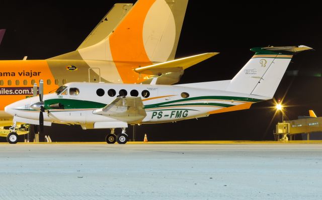 Beechcraft Super King Air 200 (PS-FMG)