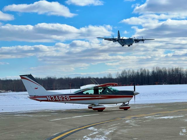 Cessna Cardinal (N34626) - Run-up short of RWY32