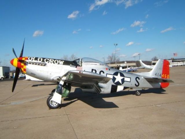 N414450 — - OLD CROW P-51 Mustang