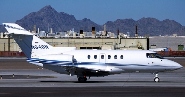 Hawker 800 (N848N)