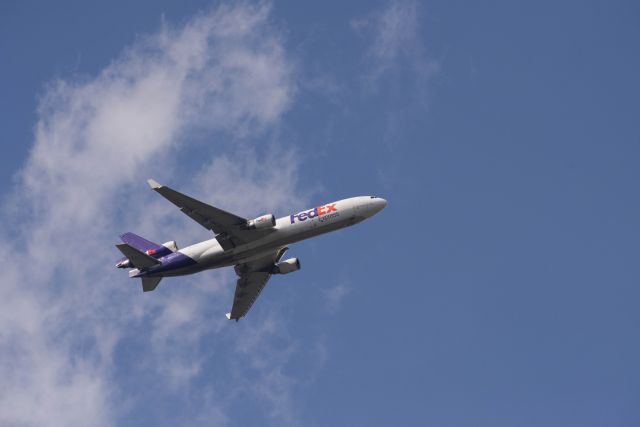 Boeing MD-11 (N567FE) - On approach to San Antonio International