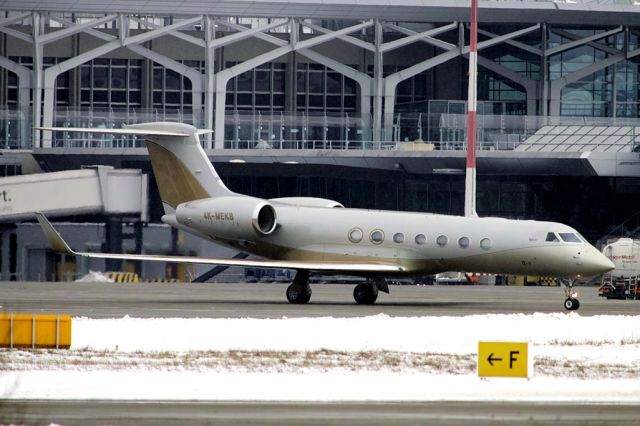 Gulfstream Aerospace Gulfstream V (4KMEK8) - 4K-MEK8