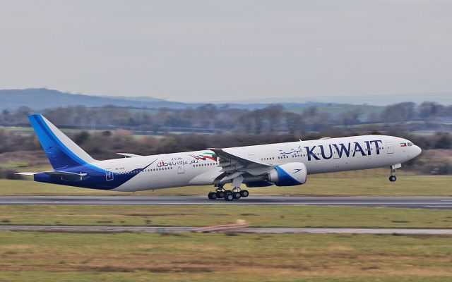 BOEING 777-300 (9K-AOF) - kuwait b777-369er 9k-aof dep shannon for jfk 26/2/18.