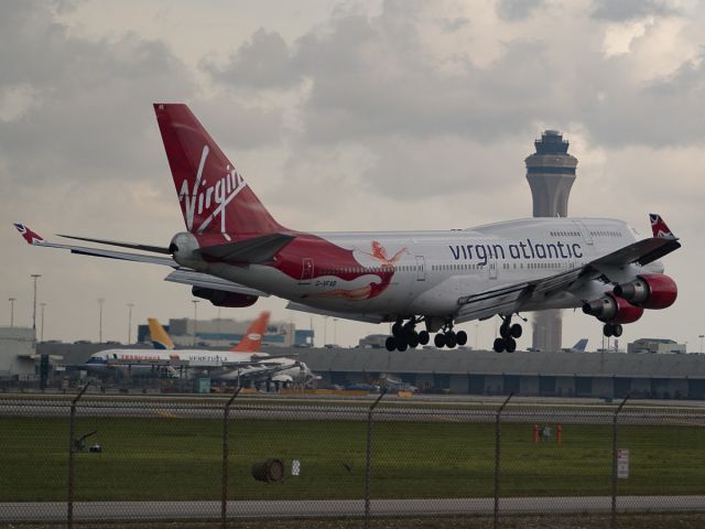 Boeing 747-400 (G-VFAB)