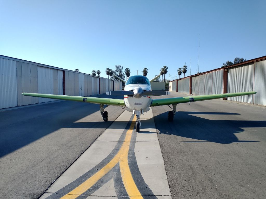 Beechcraft 35 Bonanza (N802R)