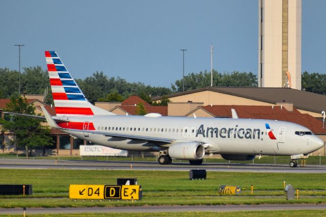 Boeing 737-800 (N891NN) - Delivered to American Airlines May 2012br /Configured 16 FC / 48 MCE / 90 MCbr /Photo Taken August 7th 2020