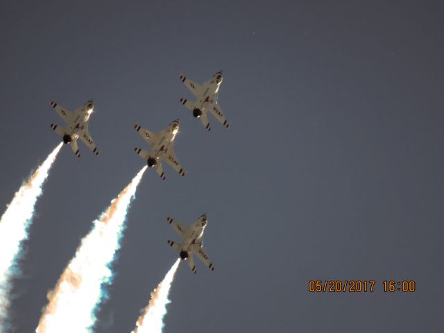 Lockheed F-16 Fighting Falcon (92-3898)