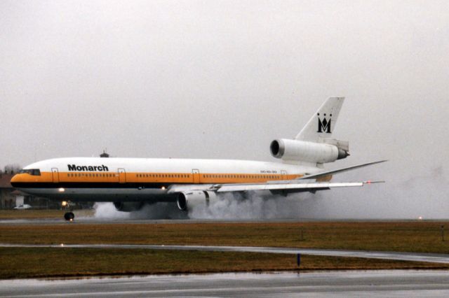 McDonnell Douglas DC-10 (G-DMCA)