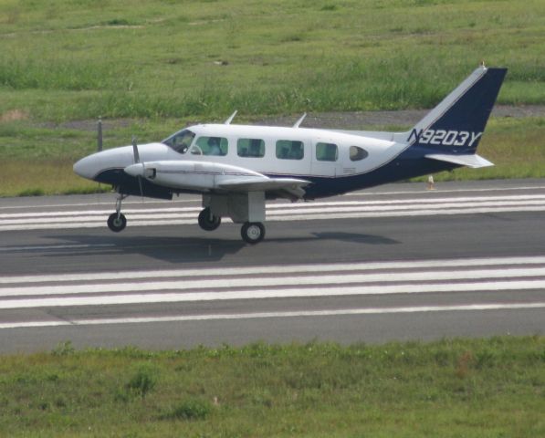 Piper Navajo (N9203Y)