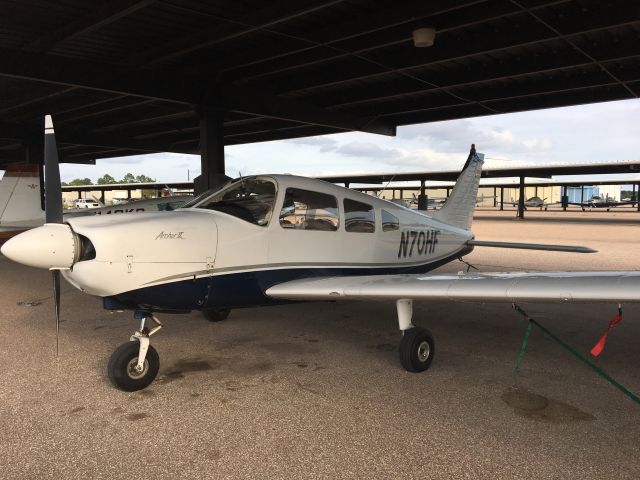 Piper Cherokee (N70HF)