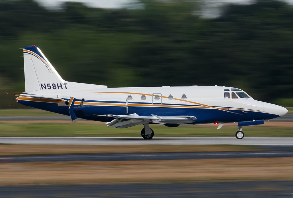 North American Sabreliner (N58HT)