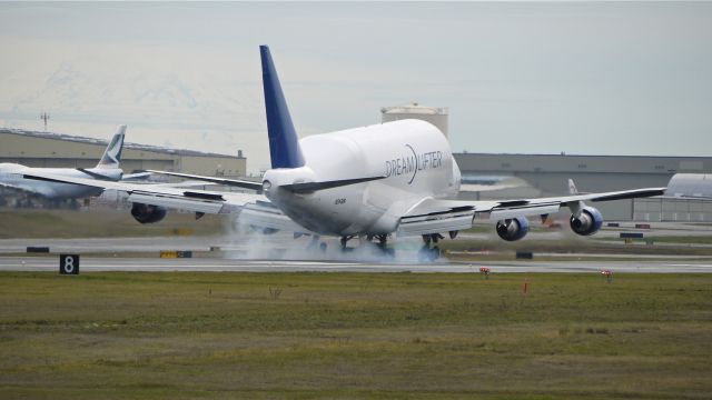 Boeing 747-400 (N249BA) - GTI4351 from KCHS makes tire smoke touching down on runway 16R on 12/31/12. (LN:766 c/n 24309).