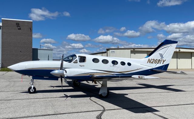 Cessna Chancellor (N2691Y)