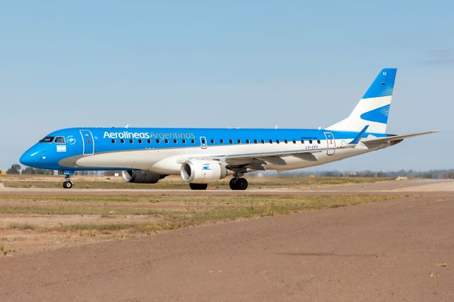 Embraer ERJ-190 (LV-CDZ)