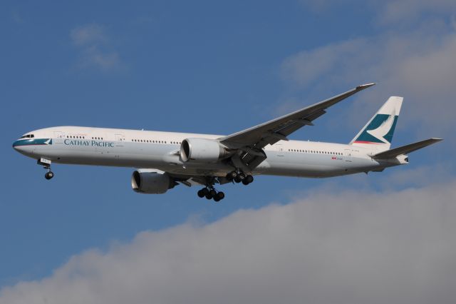 BOEING 777-300 (B-KPQ)