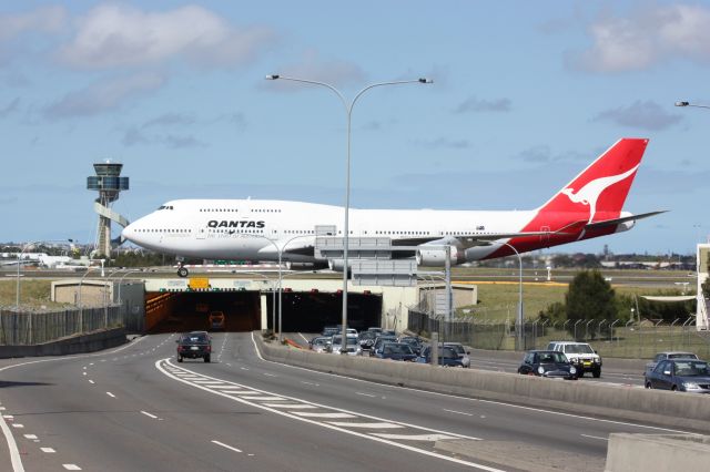 Boeing 747-400 (VH-OJG)