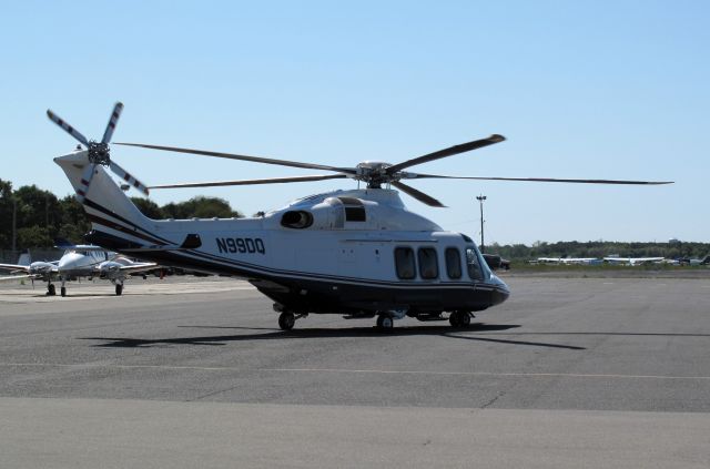 Sikorsky S-76 (N99DQ) - Full glass cockpit.