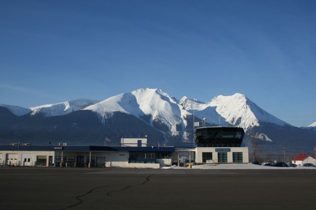 — — - Smithers Regional Airport, Smithers BC Canada