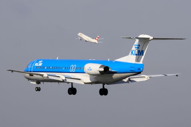 Fokker 100 (PH-OFN)
