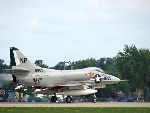 SINGAPORE TA-4 Super Skyhawk (N49WH)