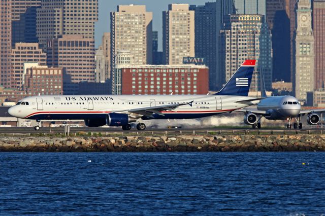 Airbus A321 (N198UW)