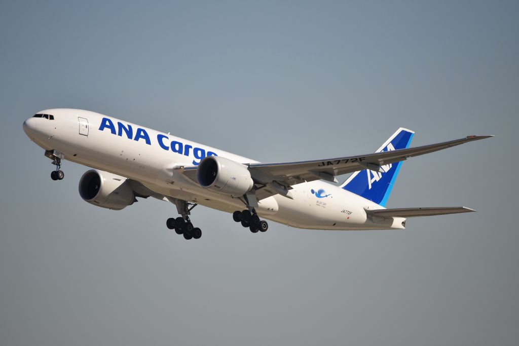 BOEING 777-200LR (JA772F) - 10-08-20