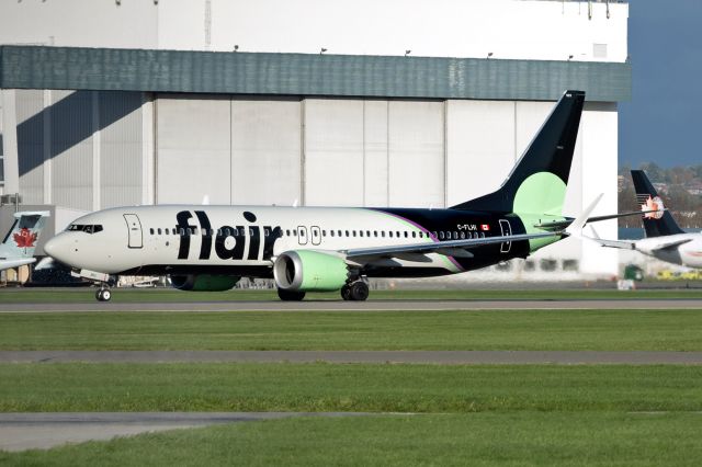 Boeing 737 MAX 8 (C-FLHI)