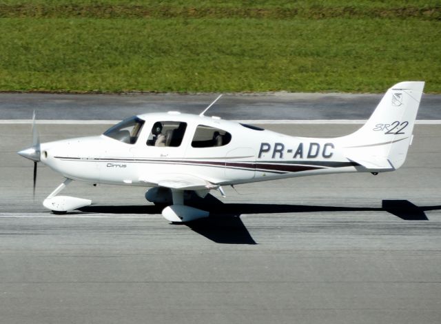 Cirrus SR-22 (PR-ADC)