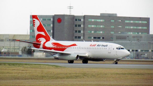 Boeing 737-200 (C-GMAI)