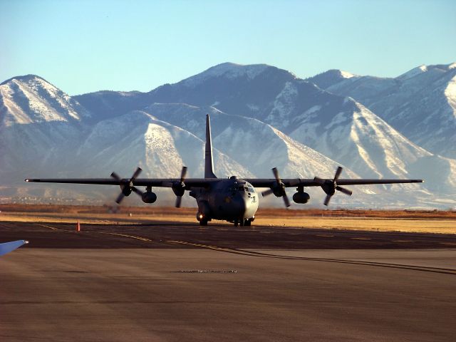 Lockheed C-130 Hercules (74-1669)