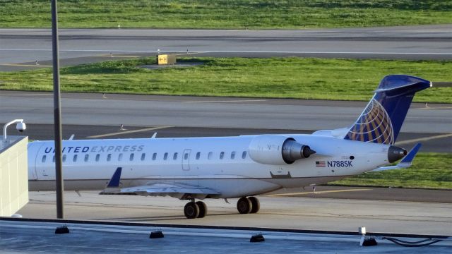 Canadair Regional Jet CRJ-700 (N788SK) - 20150223-172807.jpgbr /N788SK Canadair CRJ-702ER br /2015-02-23 UA6506 San Jose (SJC) Denver (DEN)  17:34 -->Landed 20:48