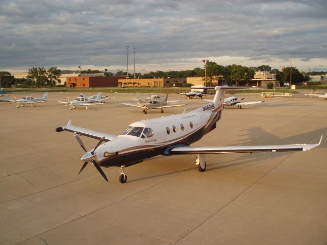 Pilatus PC-12 (N460PB)