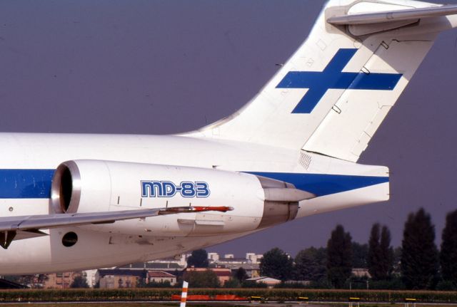 McDonnell Douglas MD-83 (OH-LMU)