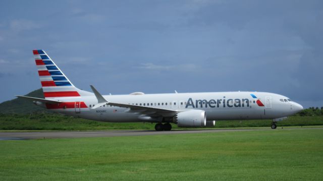Boeing 737 MAX 8 (N306RC)