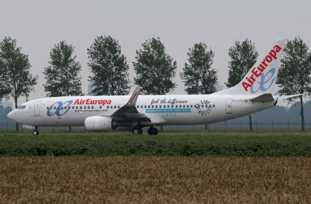 Boeing 737-800 (EC-LPQ)